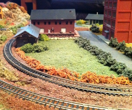thumbnail image 2 of Rix Rail It N Scale Train Tracks Layout Set - Model Railway Track Pack (MPN 39) 2 of 6
